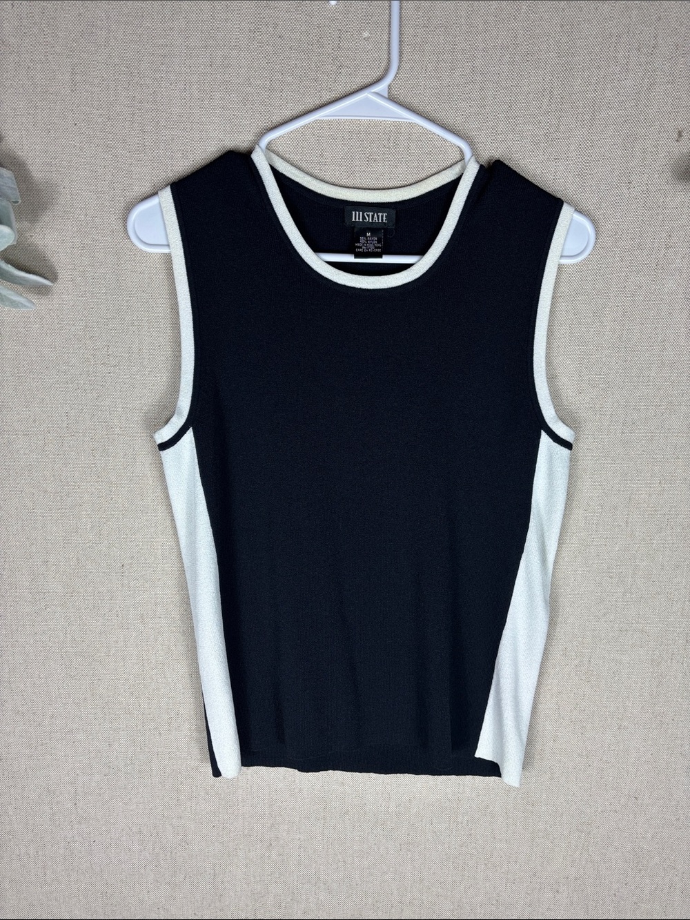 111 STATE > Y2K Vintage Black & White Sleeveless Contrast Knit Tank Medium